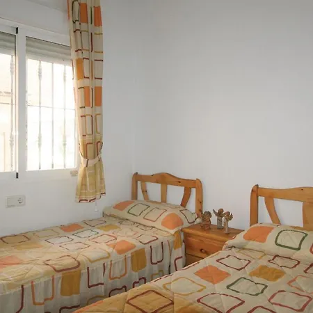 Awesome In W/ 2 Bedrooms Apartman Torrevieja