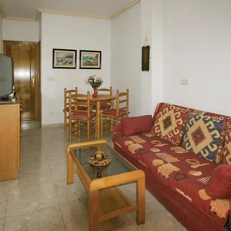 Apartman Awesome In W/ 2 Bedrooms *